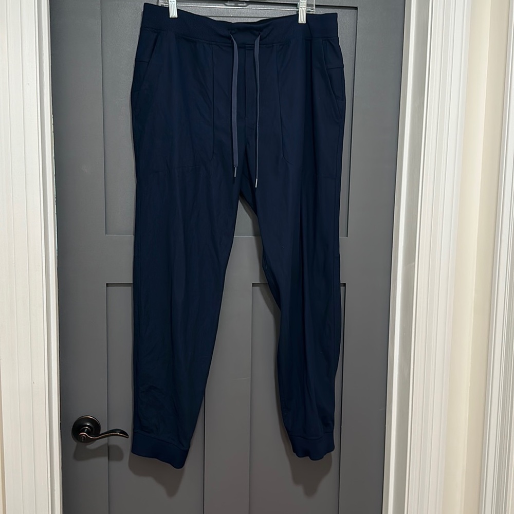 Men’s 2XL Lululemon joggers Navy blue